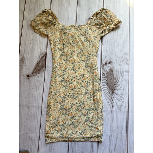 Blashe Women’s Mini Dress Floral Size Small V Neck Short Sleeve - Picture 4 of 4
